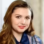 game-of-thrones-star-hannah-murray-reveals-wellness-cult-triggered-psychotic-episode-marked-by-hallu.avif