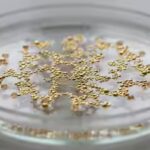 japanese-scientists-discover-liquid-gold-nanoparticles-that-behave-almost-like-living-material.jpg