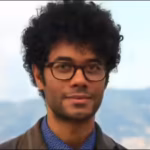 richard-ayoade-involved-but-unhurt-in-dramatic-south-east-london-car-crash-everyone-froze-at-the-sou.avif