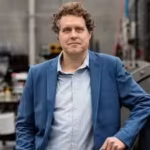 meet-peter-beck-rejected-by-nasa-and-boeing-the-self-taught-engineer-who-built-a-29-billion-space-co.avif