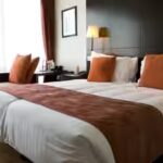 10-things-you-should-do-in-the-first-10-minutes-after-checking-into-a-hotel-room.jpg