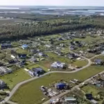 a-town-in-the-netherlands-will-not-let-you-live-there-unless-you-grow-food-on-at-least-half-of-your.avif