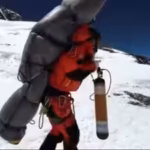 he-carried-a-dying-climber-through-everests-death-zone-for-six-hours-but-the-man-he-saved-later-bloc.avif