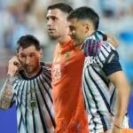 lionel-messi-emiliano-martinez.jpg