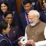 pm-modi-with-cwg-heroes.jpg