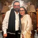 rani-with-sabyasachi.jpg