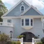 a-florida-couple-moved-into-a-1908-house-and-spent-41-years-preserving-it-it-has-now-become-manatee.avif