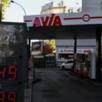 fuel-and-diesel-prices-rise-in-paris.jpg