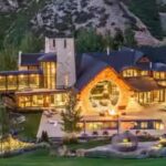 the-main-exterior-with-the-large-circularhobbit-entrance-photo-homescom.jpg