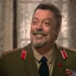 tim-curry.jpg