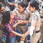 a-large-crowd-of-demonstrators-assembled-at-jantar-mantar-to-voice-their-discontent-against-chief-el.avif