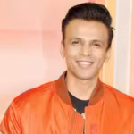 abhijeet-sawant-looks-back-at-his-early-singing-days-when-he-performed-at-small-pandals-for-rs-50-10.avif