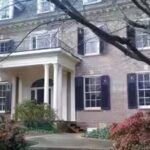 built-in-1924-this-atlanta-mansion-was-cut-in-half-and-moved-to-save-it.jpg
