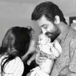 daughter-akshara-haasan-shares-rare-childhood-pictures-with-kamal-haasan-and-sarika.jpg