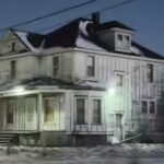 in-2026-a-house-in-plainfield-illinois-went-viral-for-flashing-sos-signals.jpg