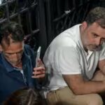 priyanka-and-rahul-gandhi-join-protest-of-ankita-bhandaris-parents.jpg