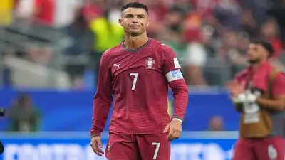 soccer-portugal-squad-ronaldo.jpg