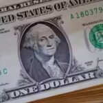 us-dollar-climbs-to-17-month-high.jpg